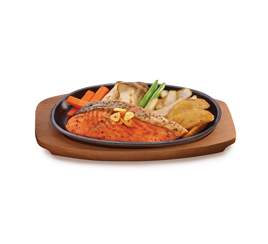 สเต๊กปลาแซลมอนกระทะร้อน(อาหารจานเดี่ยว)